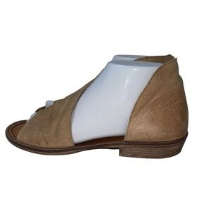 Free People Women's Shoes Size 7.5 Brown Leather Flats Slip On Peep Toe